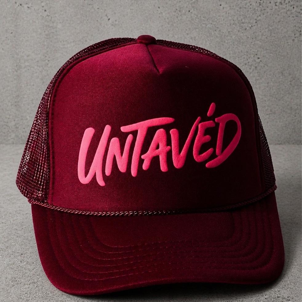 Untavéd Trucker Hat